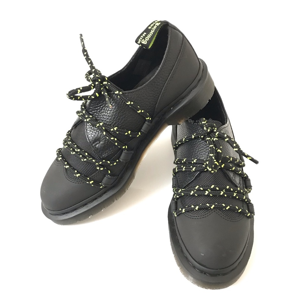 Dr Martens Estrela black lace shoes